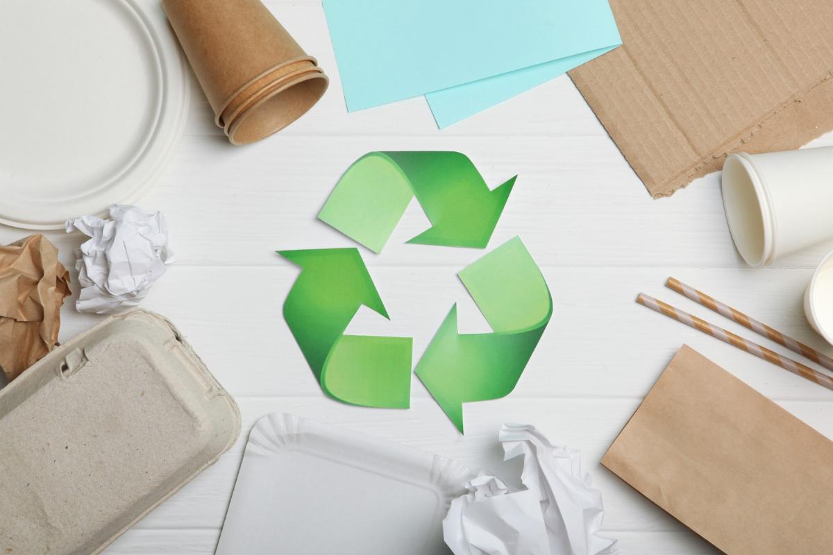 garbage_recycle_recycling_sign-colored-background-top-view_1669975379